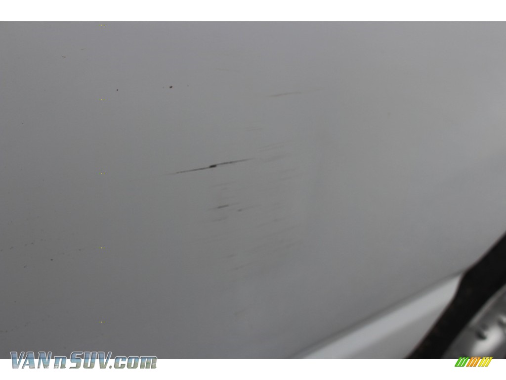 2011 E Series Van E250 Commercial - Oxford White / Medium Flint photo #38