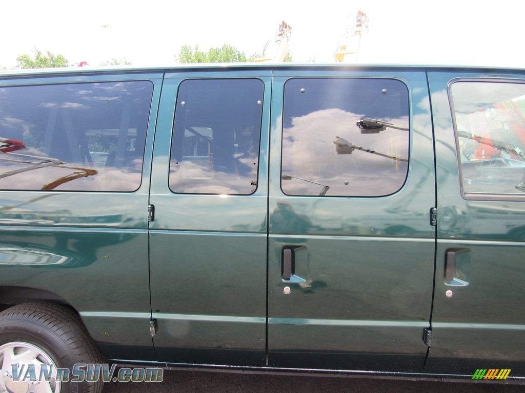 2009 E Series Van E350 Super Duty XLT Extended Passenger - Forest Green Metallic / Medium Flint photo #13