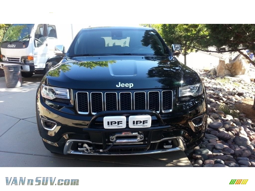 2014 Grand Cherokee Overland 4x4 - Black Forest Green Pearl / Overland Nepal Jeep Brown Light Frost photo #4