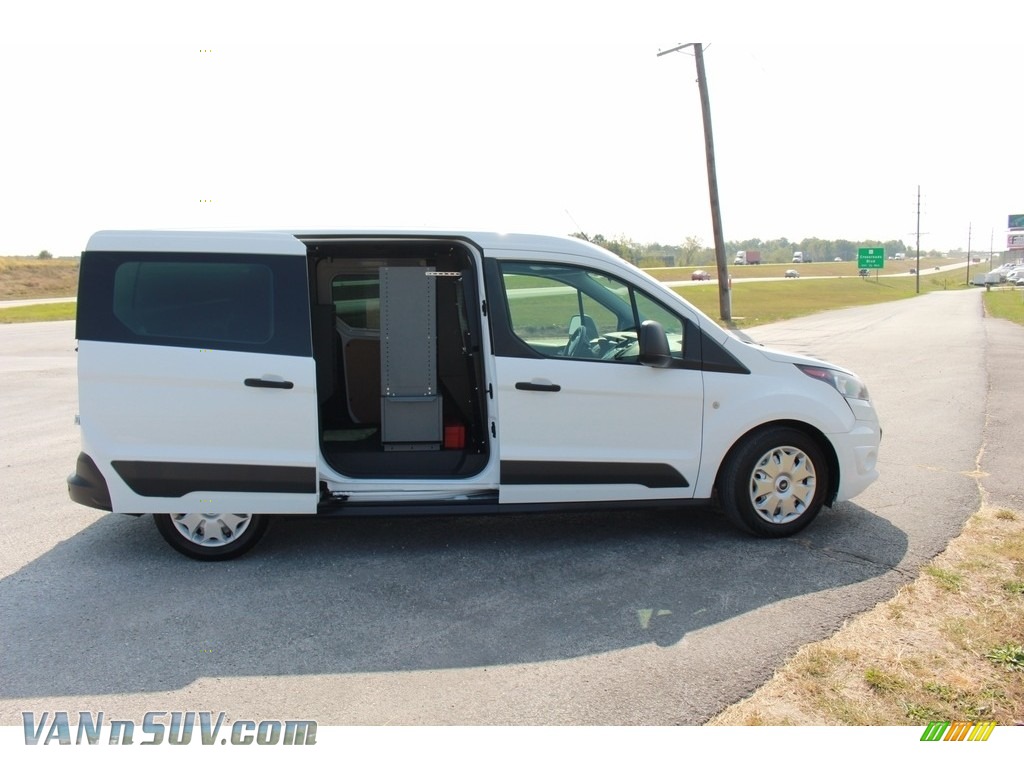 2014 Transit Connect XLT Van - Frozen White / Charcoal Black photo #18