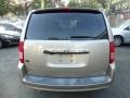 Chrysler Town & Country Limited Light Sandstone Metallic photo #6
