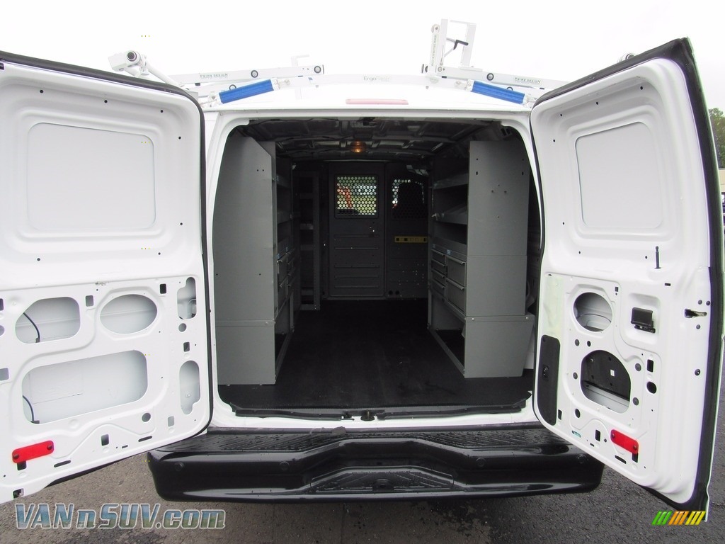2011 E Series Van E150 Commercial - Oxford White / Medium Flint photo #38