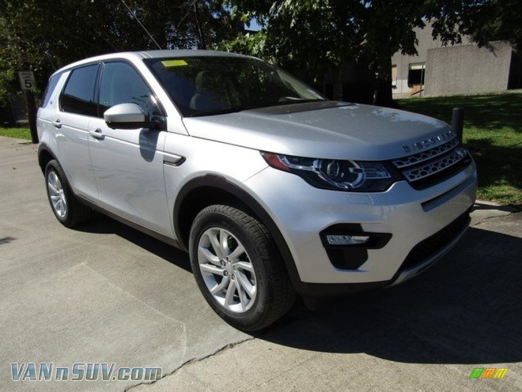 2017 Discovery Sport HSE - Indus Silver Metallic / Almond photo #2
