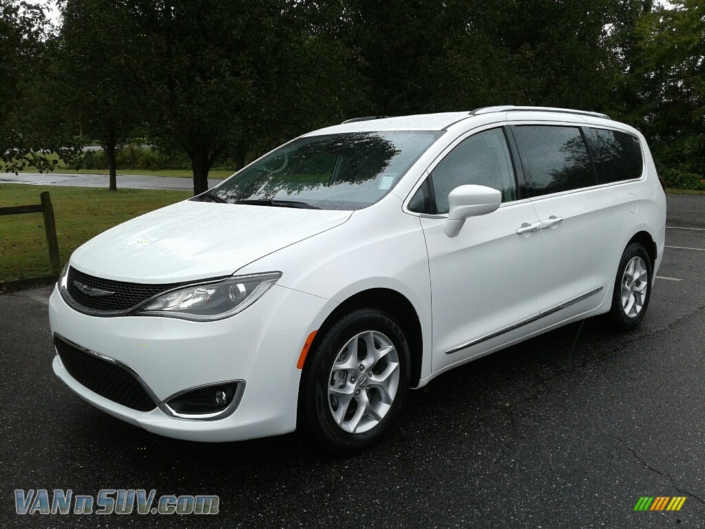 2018 Pacifica Touring L - Bright White / Cognac/Alloy/Toffee photo #2