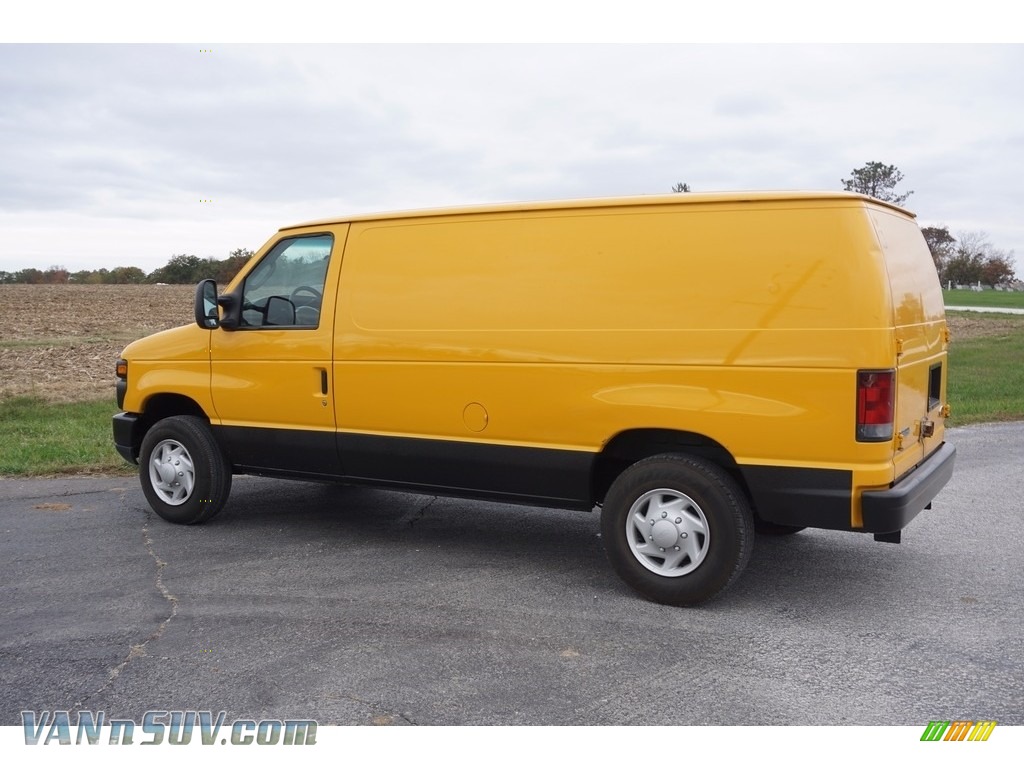 2008 E Series Van E150 Commercial - Fleet Yellow / Medium Flint photo #18