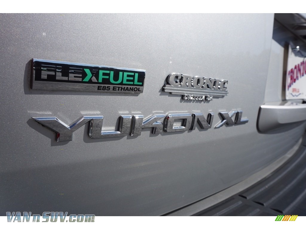 2011 Yukon XL SLT - Pure Silver Metallic / Light Titanium photo #15