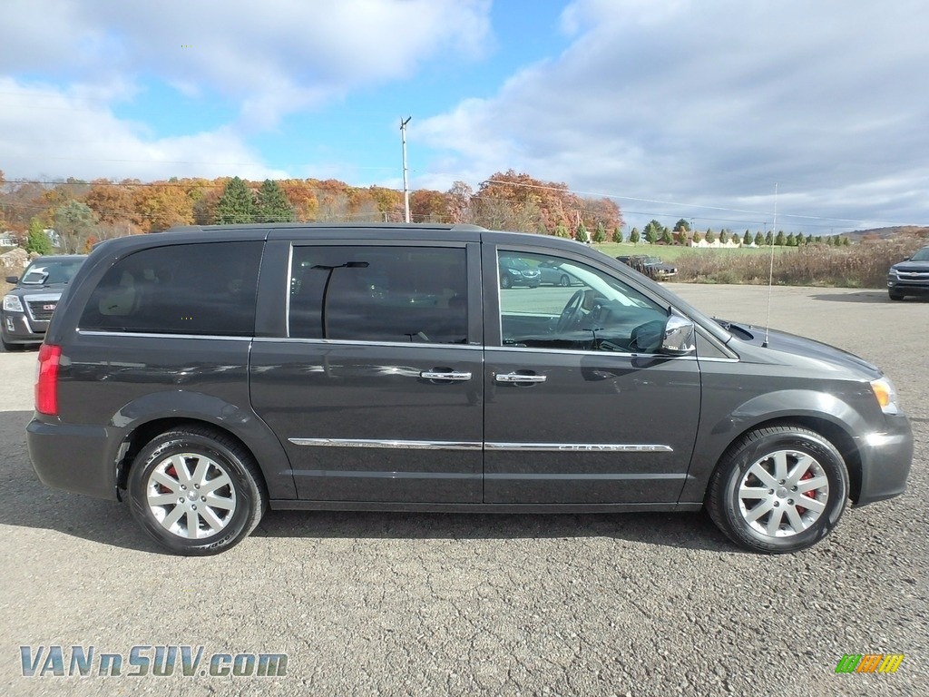 2012 Town & Country Touring - L - Dark Charcoal Pearl / Black/Light Graystone photo #5