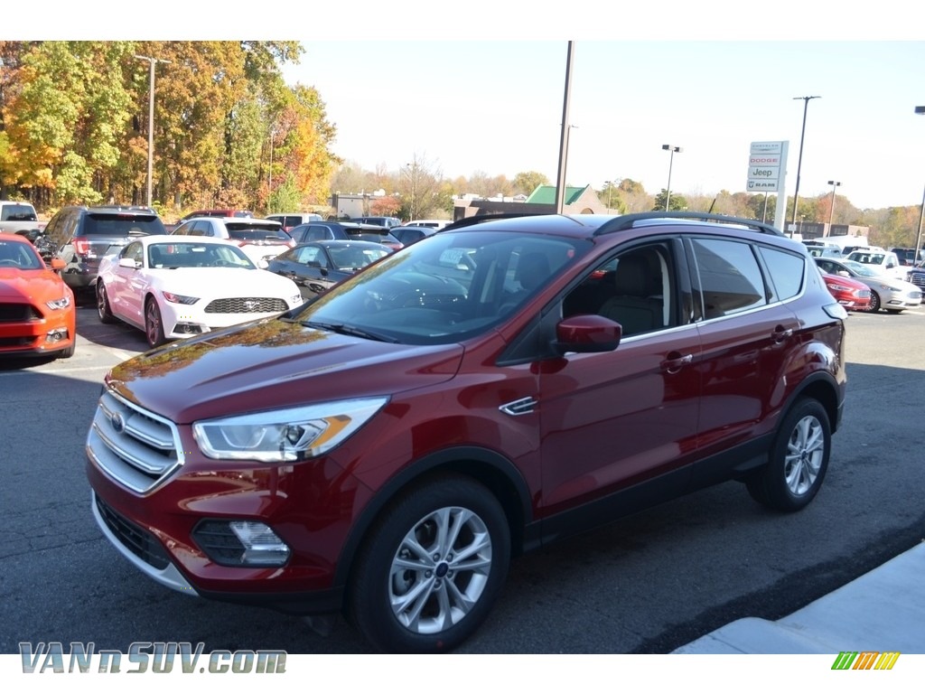 2018 Escape SEL - Ruby Red / Charcoal Black photo #3