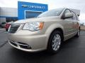 Chrysler Town & Country Touring Cashmere Pearl photo #2