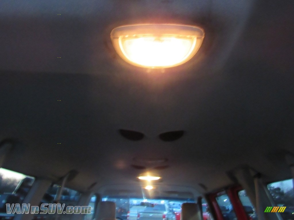 2011 E Series Van E350 XL Passenger - Vermillion Red / Medium Flint photo #11