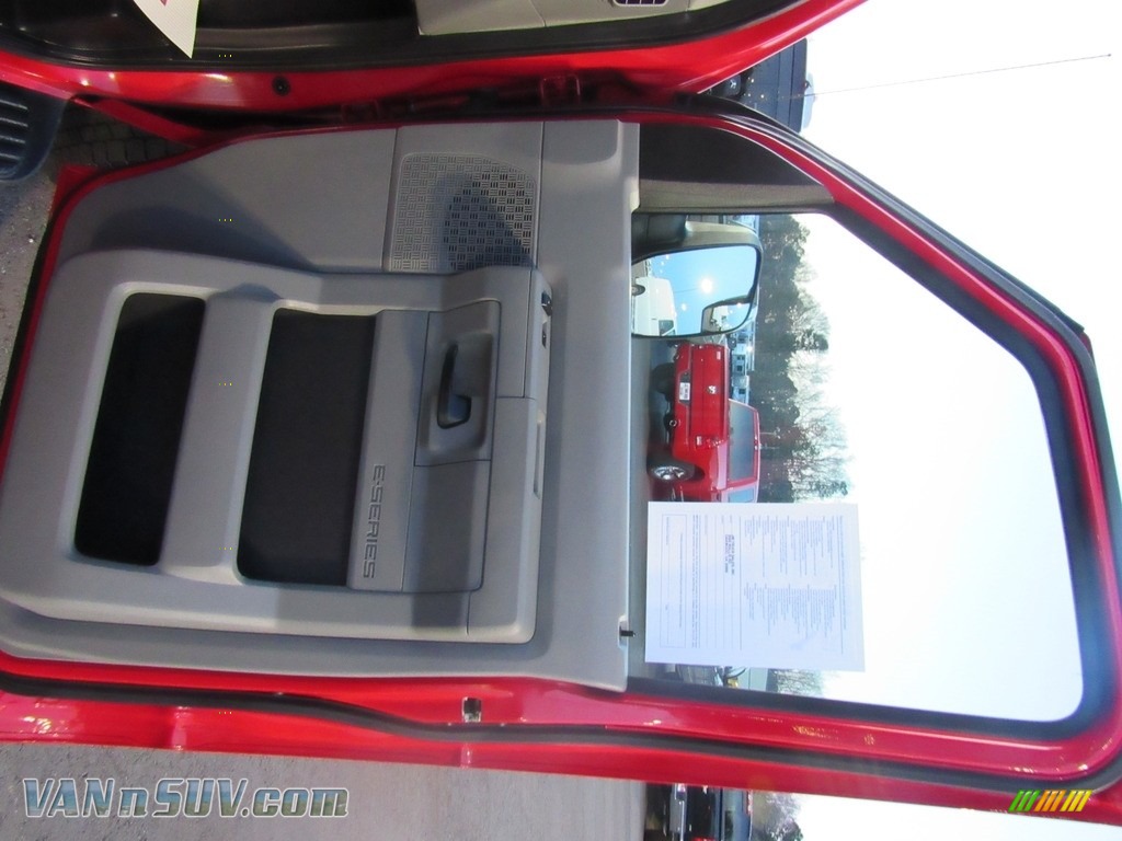 2011 E Series Van E350 XL Passenger - Vermillion Red / Medium Flint photo #16