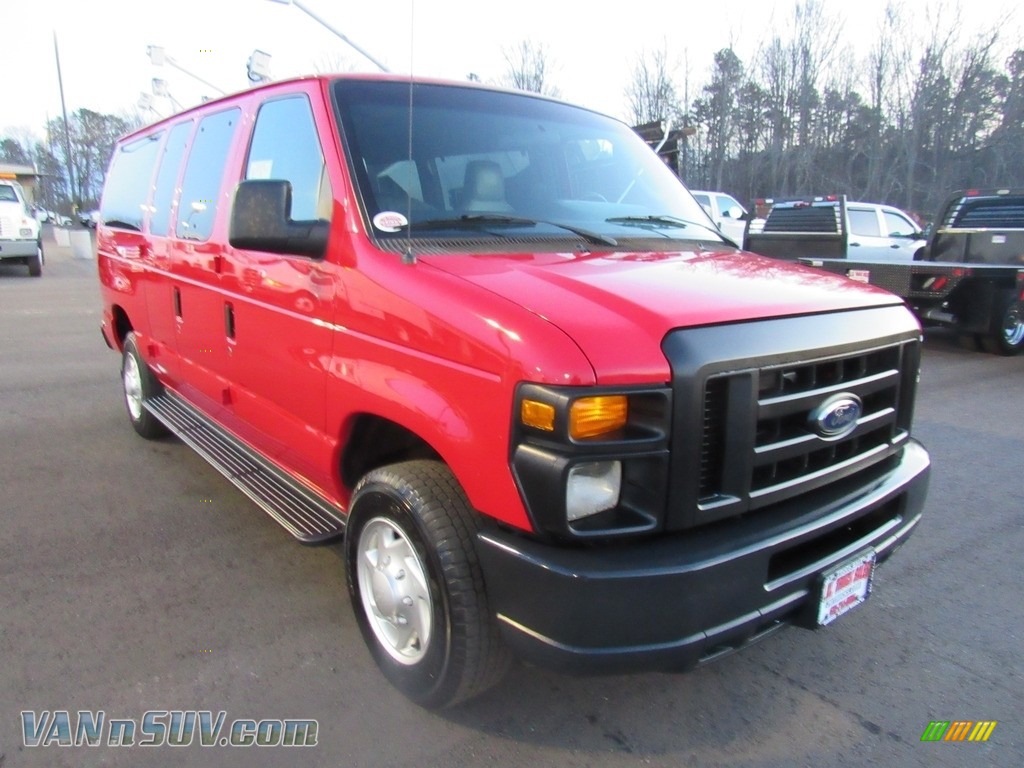 2011 E Series Van E350 XL Passenger - Vermillion Red / Medium Flint photo #42