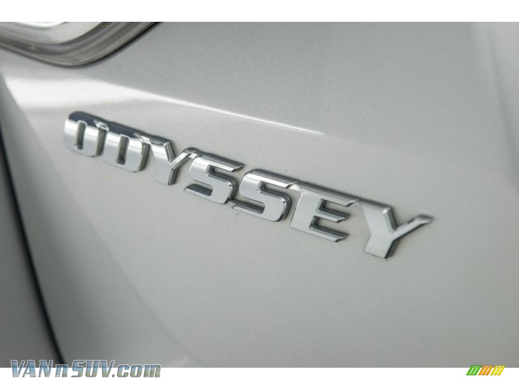2015 Odyssey Touring - Alabaster Silver Metallic / Beige photo #6