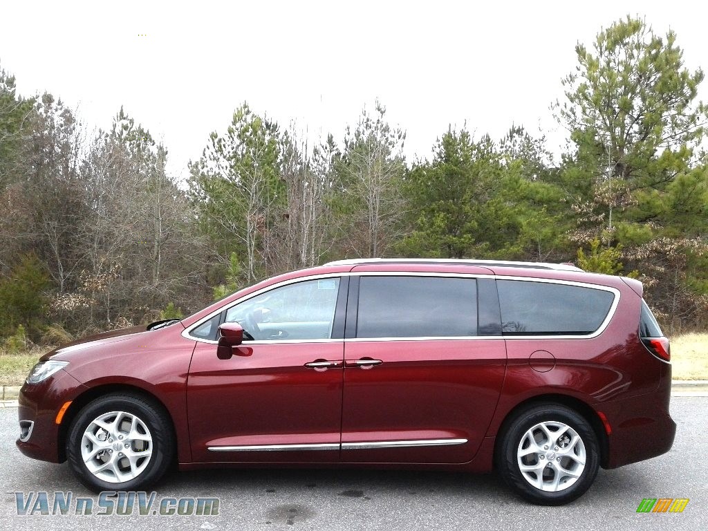 Velvet Red Pearl / Cognac/Alloy/Toffee Chrysler Pacifica Touring L