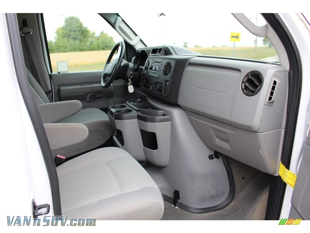 2011 E Series Van E350 XLT Extended Passenger - Oxford White / Medium Flint photo #11