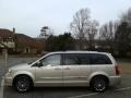 Chrysler Town & Country Limited Cashmere Pearl photo #1