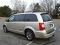 Chrysler Town & Country Limited Cashmere Pearl photo #8