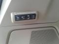 Chrysler Town & Country Limited Cashmere Pearl photo #14