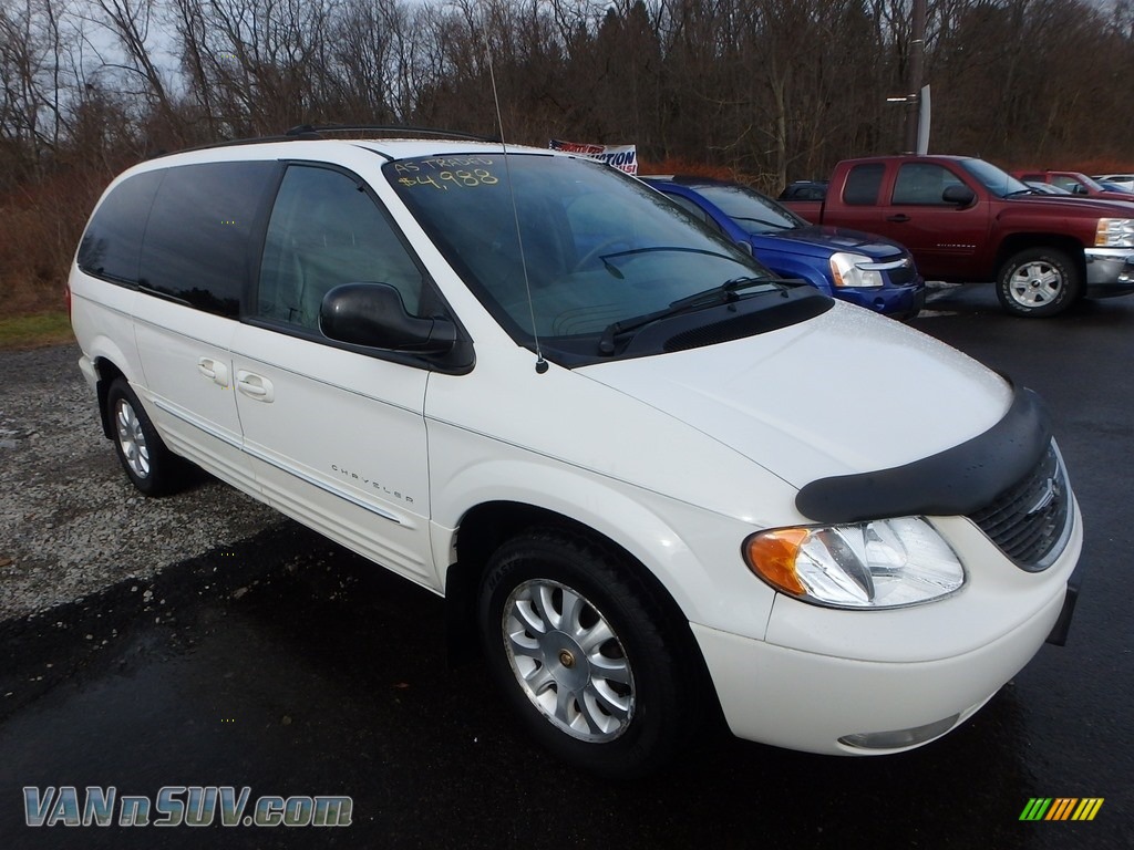 2001 Town & Country LXi - Stone White / Sandstone photo #5