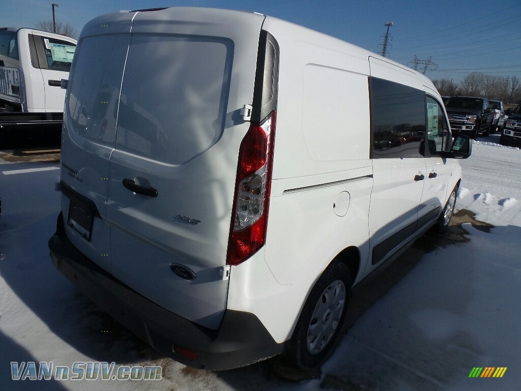 2018 Transit Connect XLT Van - Frozen White / Charcoal Black photo #3