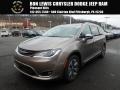 Chrysler Pacifica Hybrid Limited Molten Silver photo #1
