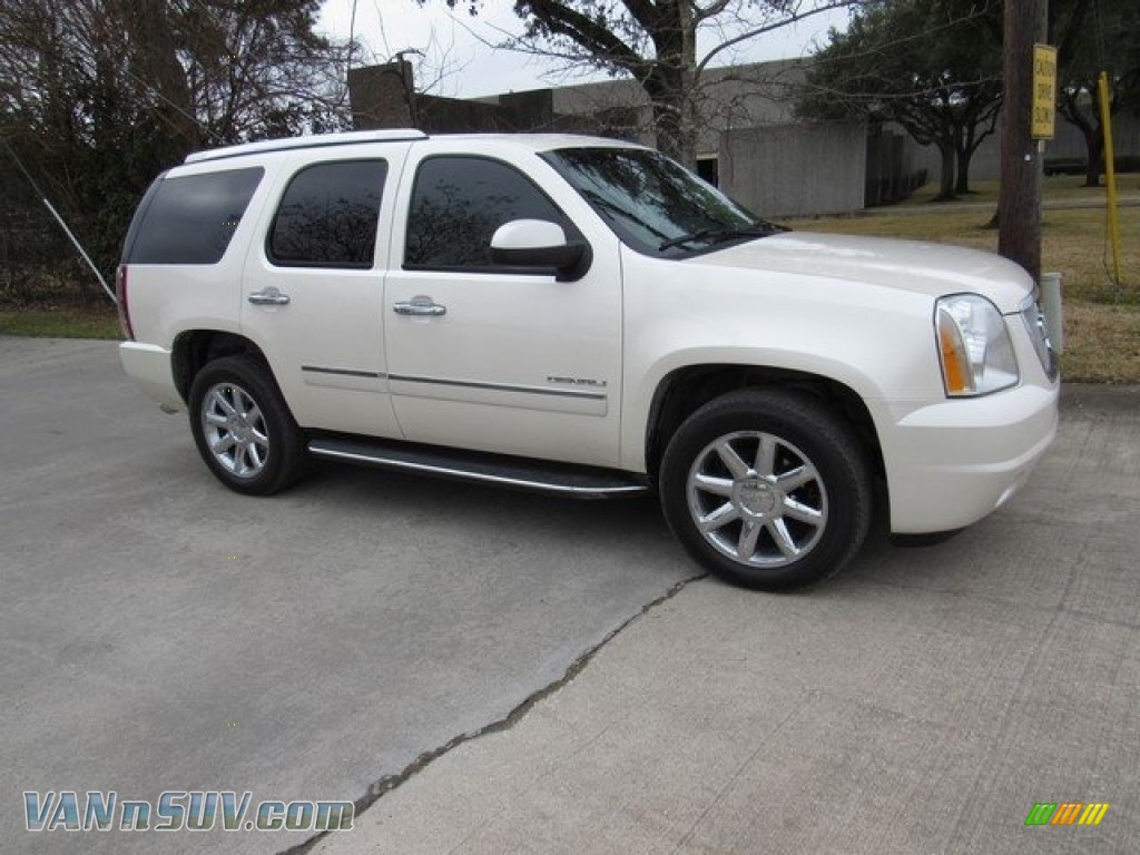 2009 Yukon Denali - White Diamond Tricoat / Cocoa/Light Cashmere photo #1 2009 Yukon Denali - White Diamond Tricoat / Cocoa/Light Cashmere photo #1
