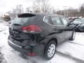 Nissan Rogue S AWD Magnetic Black photo #4
