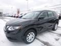 Nissan Rogue S AWD Magnetic Black photo #8