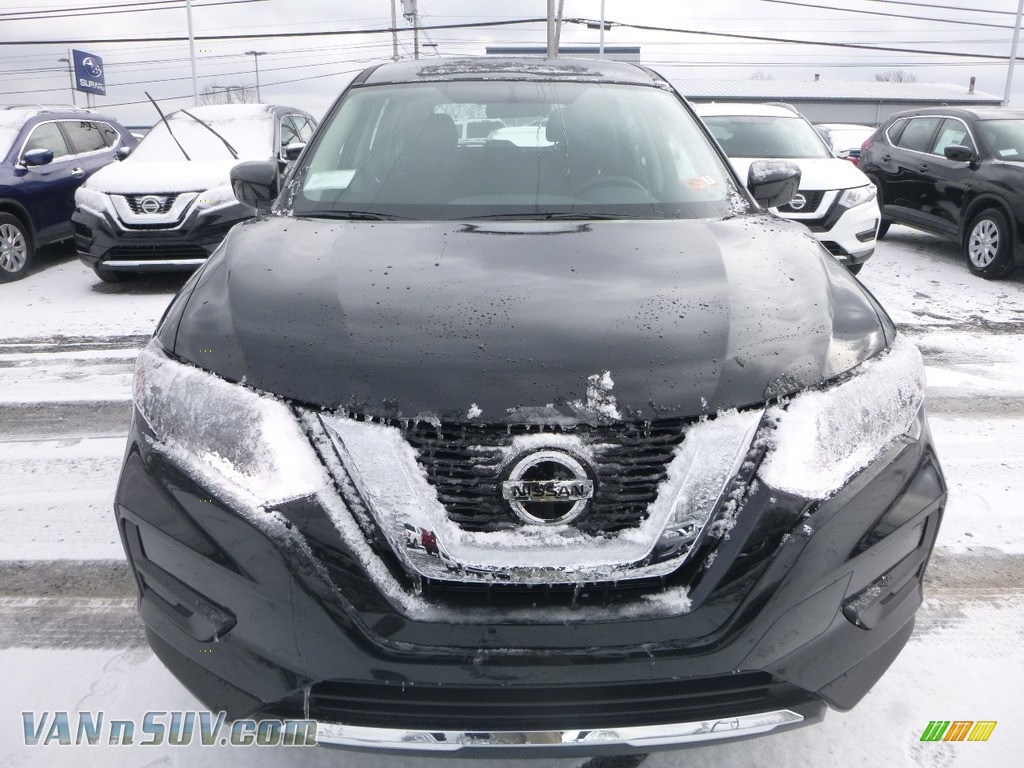 2018 Rogue S AWD - Magnetic Black / Charcoal photo #9