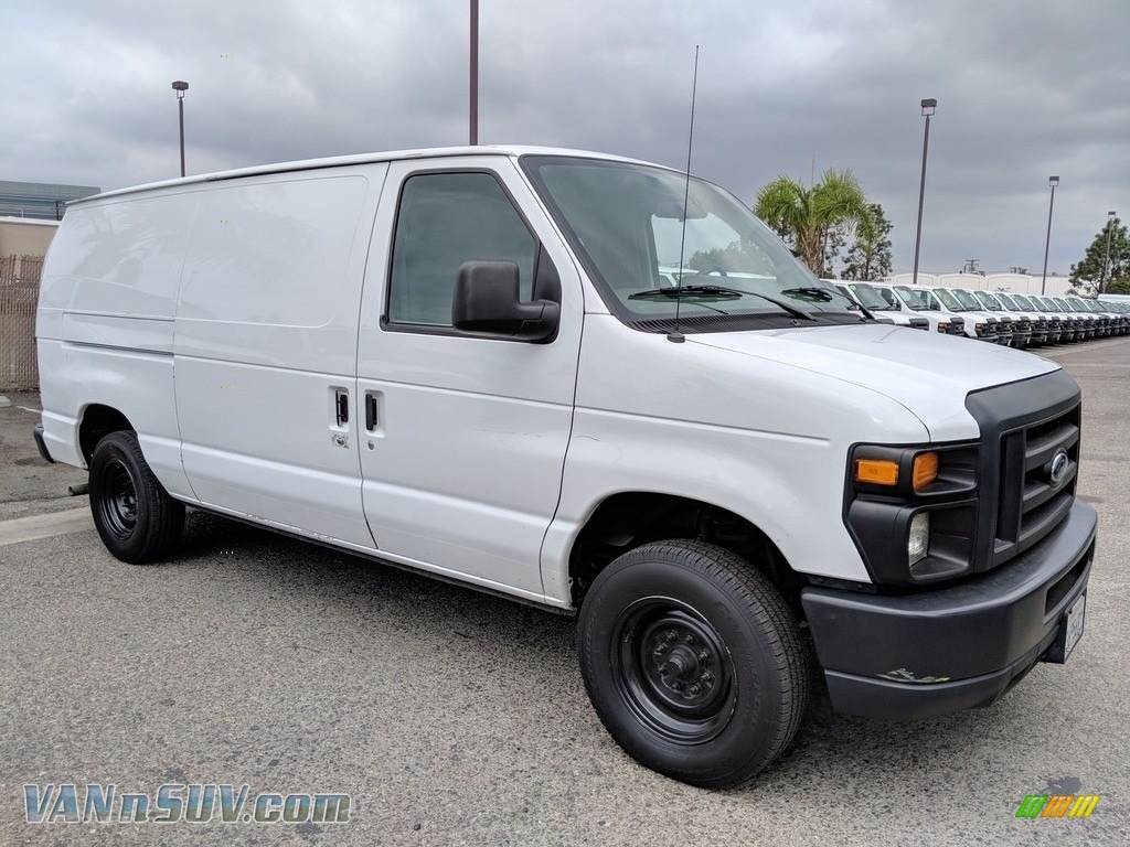 2013 E Series Van E150 Cargo - Oxford White / Medium Flint photo #1 2013 E Series Van E150 Cargo - Oxford White / Medium Flint photo #1