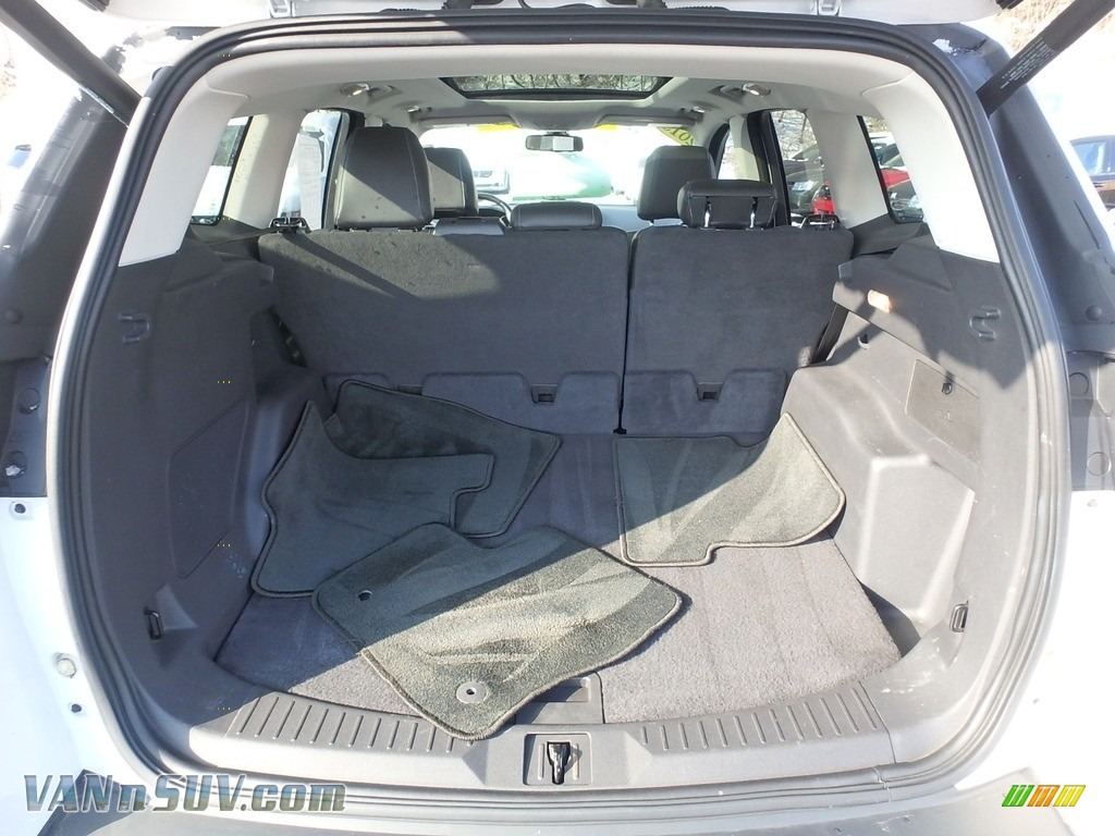 2013 Escape Titanium 2.0L EcoBoost 4WD - White Platinum Metallic Tri-Coat / Charcoal Black photo #11