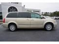 Chrysler Town & Country Touring Cashmere/Sandstone Pearl photo #13