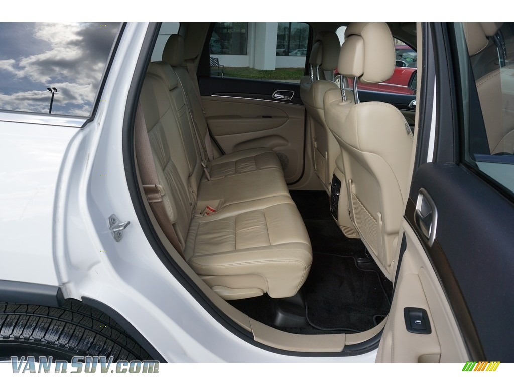 2015 Grand Cherokee Limited - Bright White / Black/Light Frost Beige photo #18