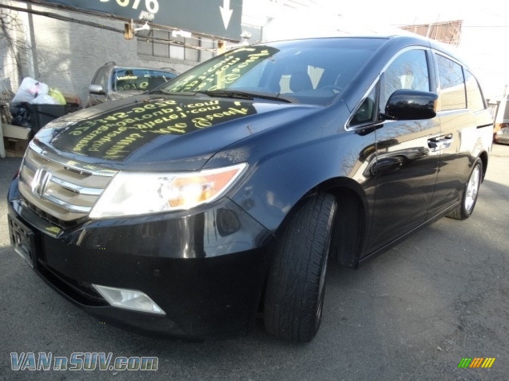 2011 Odyssey Touring - Crystal Black Pearl / Truffle photo #3