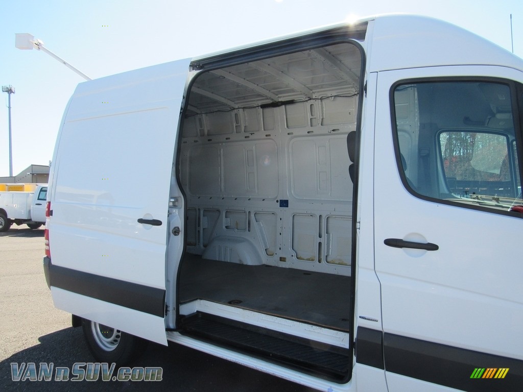 2012 Sprinter 2500 High Roof Cargo Van - Arctic White / Lima Black Fabric photo #18