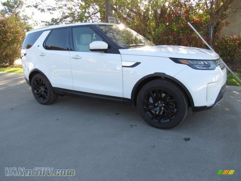 Fuji White / Light Oyster/Espresso Land Rover Discovery HSE Luxury