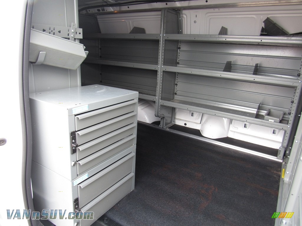 2012 E Series Van E150 Cargo - Oxford White / Medium Flint photo #18