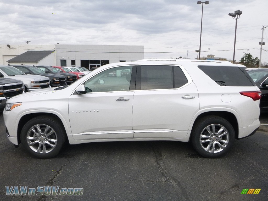 2018 Traverse High Country AWD - Iridescent Pearl Tricoat / High Country Jet Black/Loft Brown photo #2