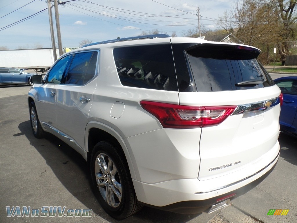 2018 Traverse High Country AWD - Iridescent Pearl Tricoat / High Country Jet Black/Loft Brown photo #13