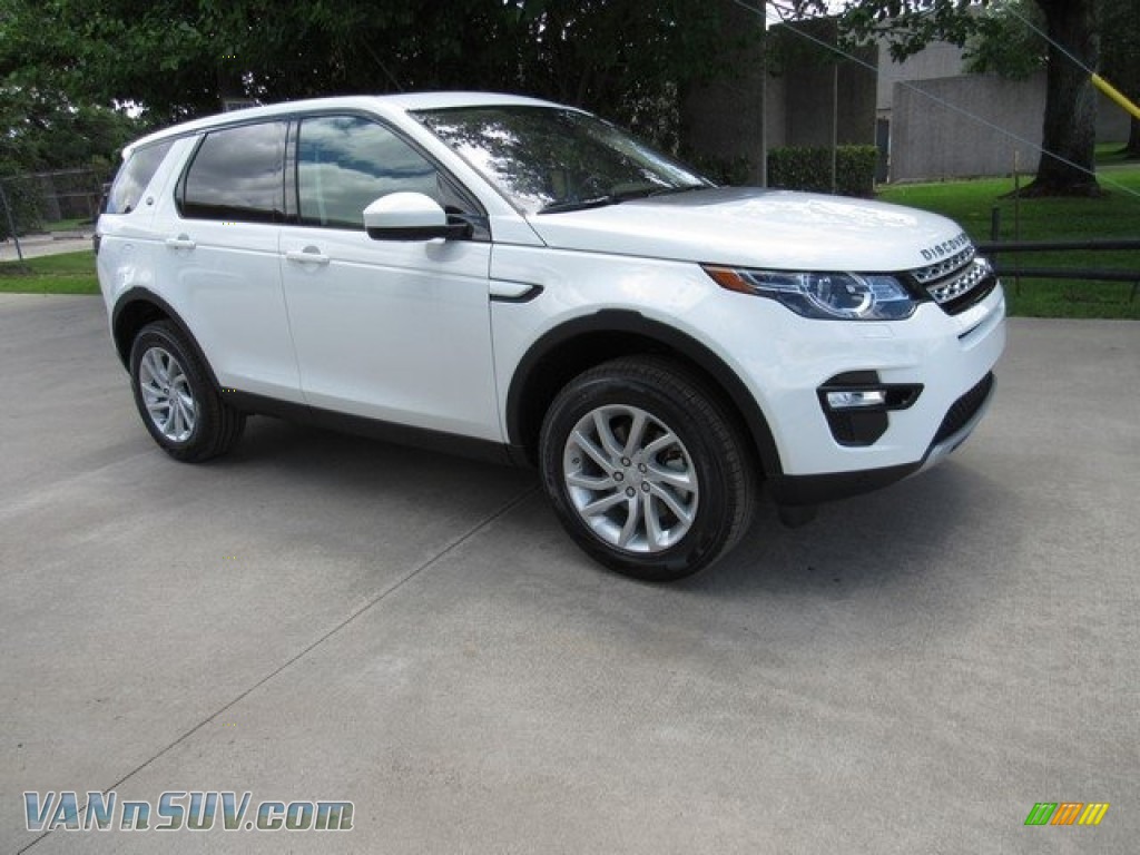 Fuji White / Almond Land Rover Discovery Sport HSE