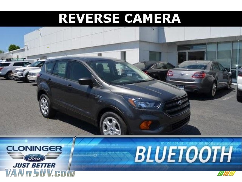 Magnetic / Charcoal Black Ford Escape S