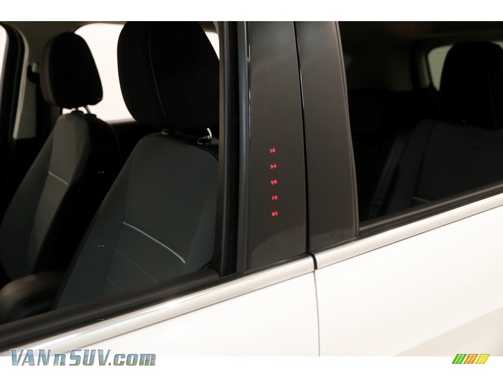 2014 Escape SE 1.6L EcoBoost 4WD - White Platinum / Charcoal Black photo #4