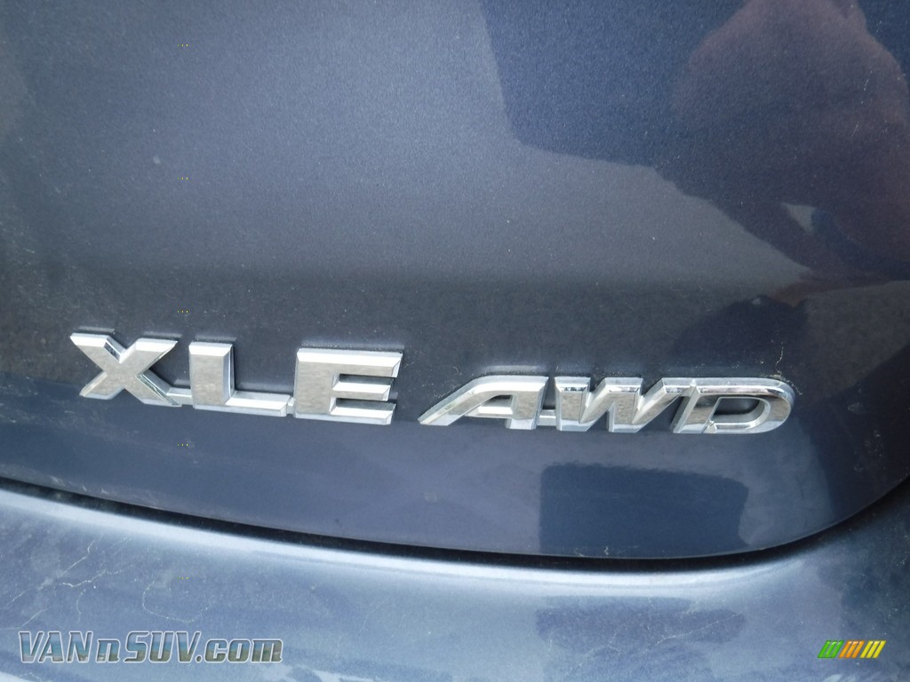 2015 Highlander XLE AWD - Shoreline Blue Pearl / Black photo #9