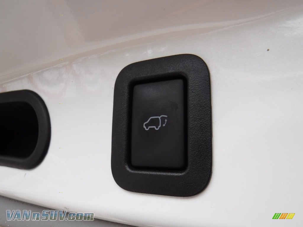 2015 Highlander Limited AWD - Blizzard Pearl White / Ash photo #31