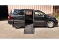 Chrysler Town & Country Touring Brilliant Black Crystal Pearl photo #1