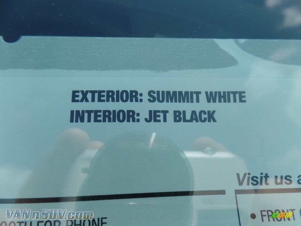 2018 Tahoe LS 4WD - Summit White / Jet Black photo #41
