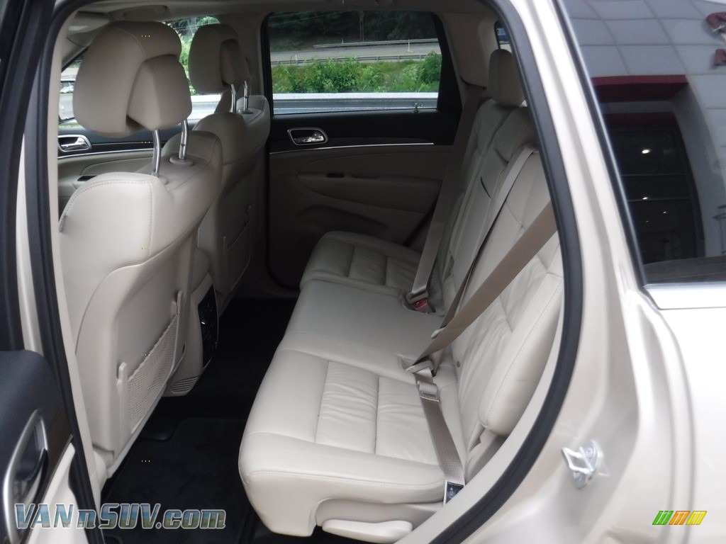 2015 Grand Cherokee Limited 4x4 - Cashmere Pearl / Black/Light Frost Beige photo #26