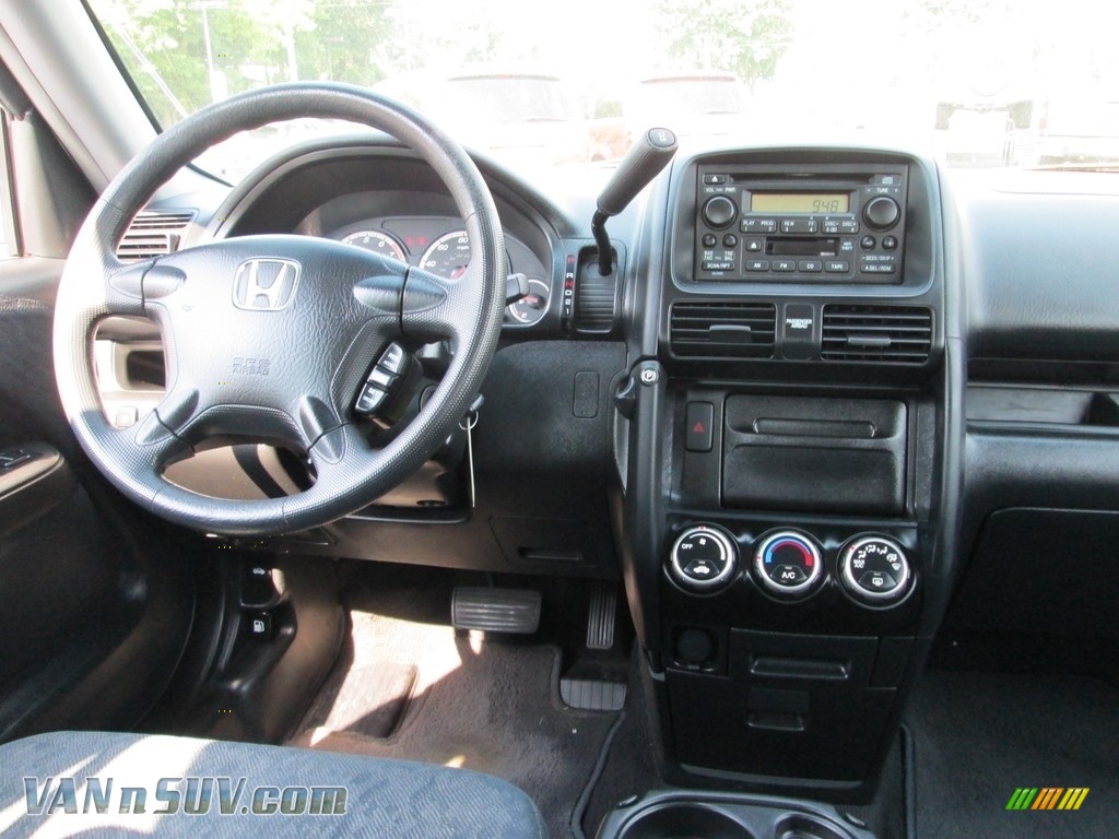 2005 CR-V LX 4WD - Satin Silver Metallic / Black photo #10