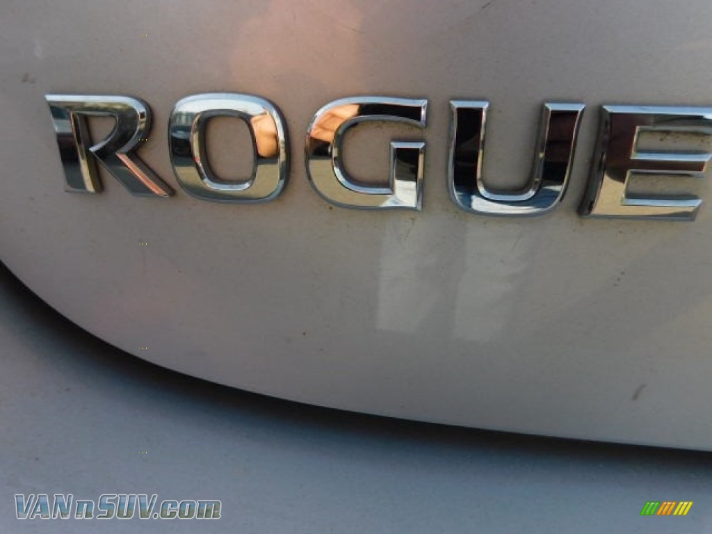 2012 Rogue S AWD - Brilliant Silver / Black photo #52