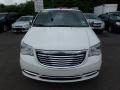 Chrysler Town & Country Limited Stone White photo #6